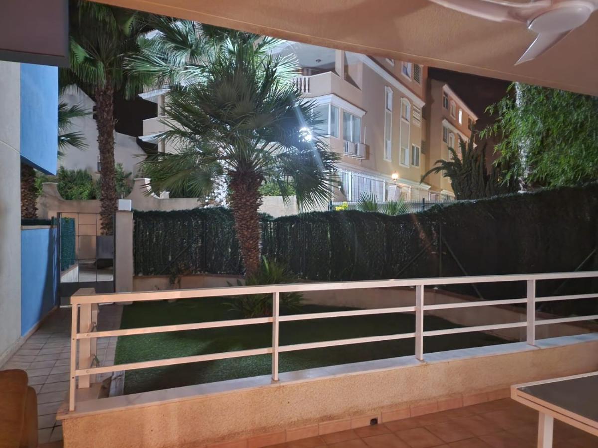 Apartamento Con Jardin En Playa Cabo Roig Tiene Wifi Orihuela Eksteriør billede